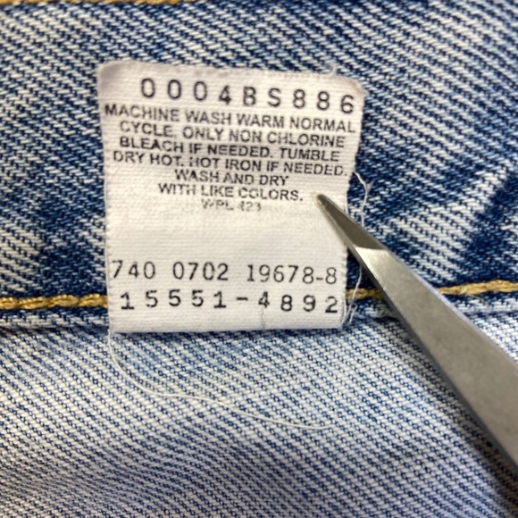 Vintage Levis 550 Relaxed Fit Tapered Leg Light Wash Jeans Womens 12 MIS M 30x30 - Picture 6 of 14